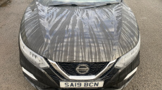 Nissan Qashqai 1.3 DiG-T N-Connecta 5dr Petrol Hatchback